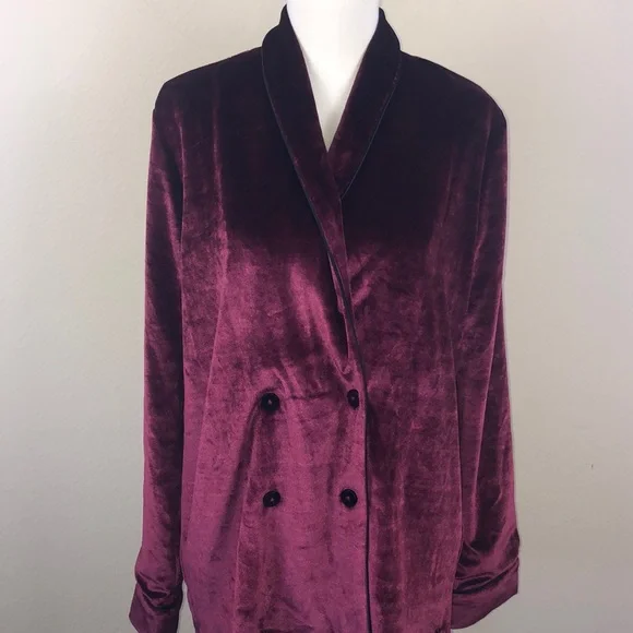 NWT Stunning! Volcom Stone Row Burgundy Soft Velvet Jacket - Size Small - Picture 3 of 16